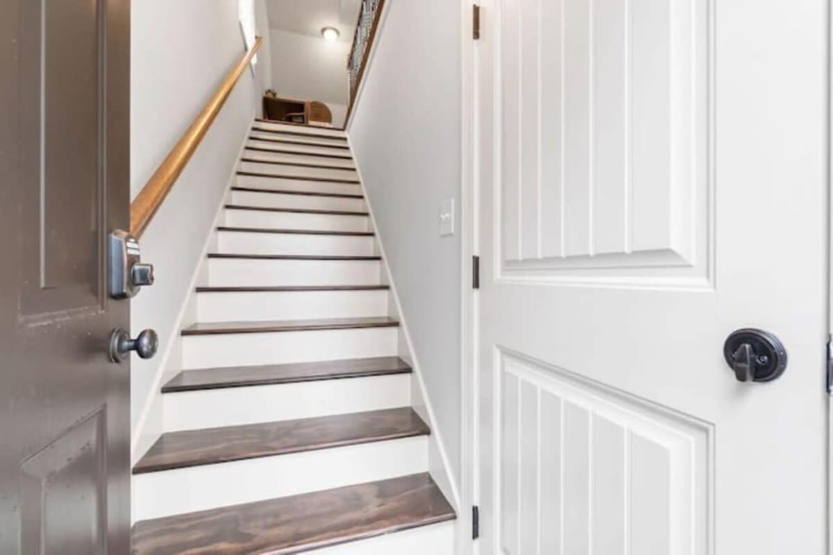 The Campbell Carriage House Apartment Clarksville Bagian luar foto